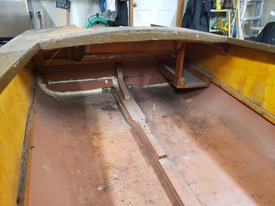trailering an old wood runabout