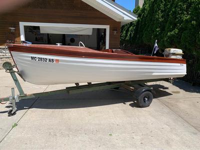 1956 Penn Yan Classic 16' Wood Boat